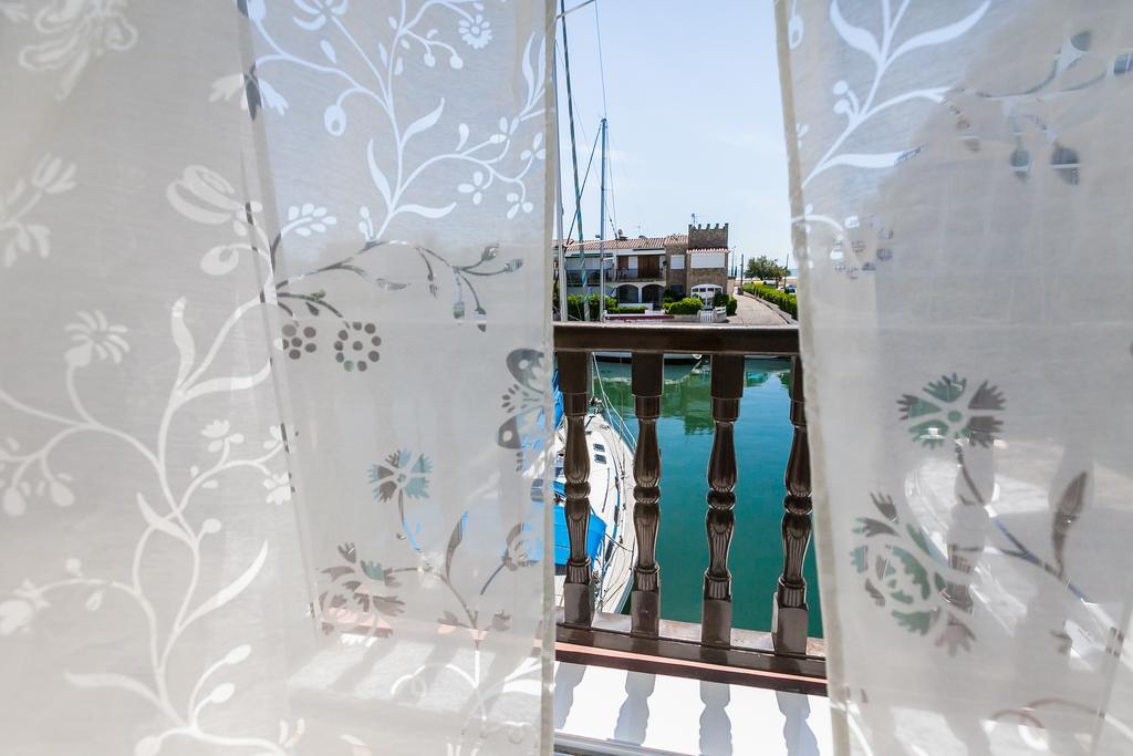 Vista Roses Mar - Casa Pescador Villa Empuriabrava Kültér fotó