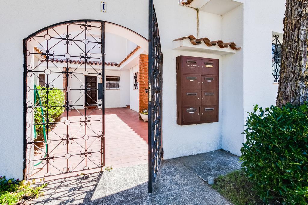 Vista Roses Mar - Casa Pescador Villa Empuriabrava Kültér fotó
